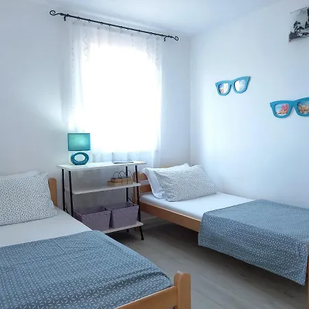 Apartments Antunovic Umag Exterior photo