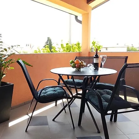 Apartments Antunovic Umag Exterior photo